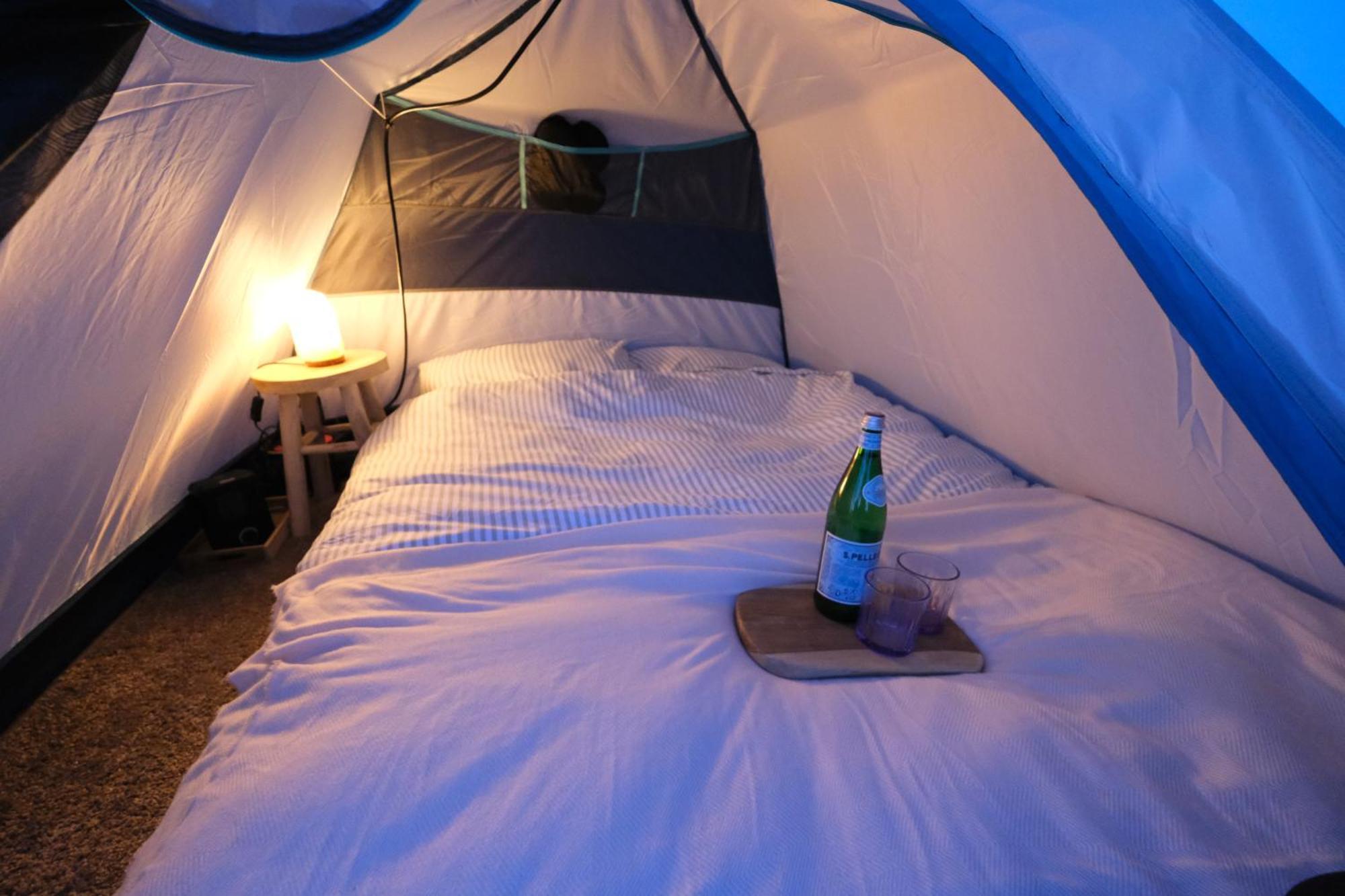 It's A Tent - On A Boat! Campo de lujo *